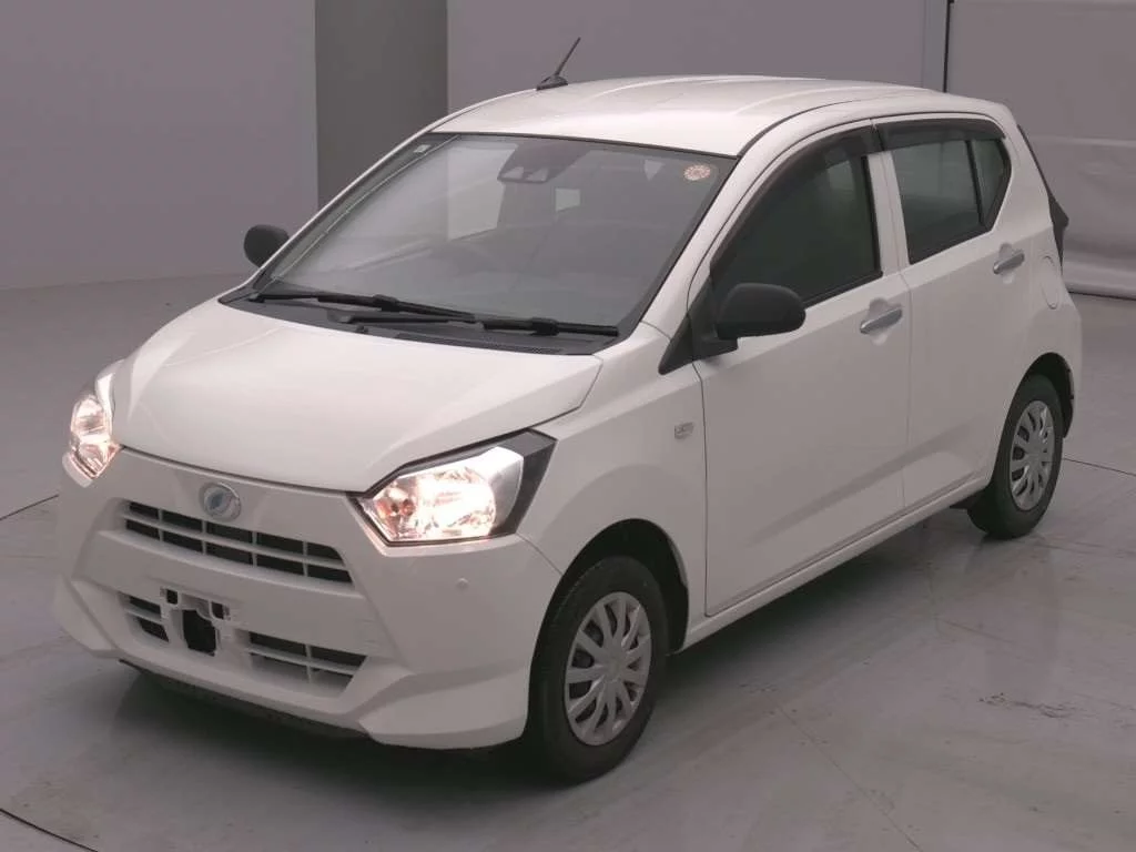Daihatsu Mira e:S LA350S 2021